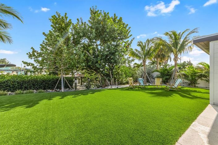 Image No.45-3 Bed Property for sale