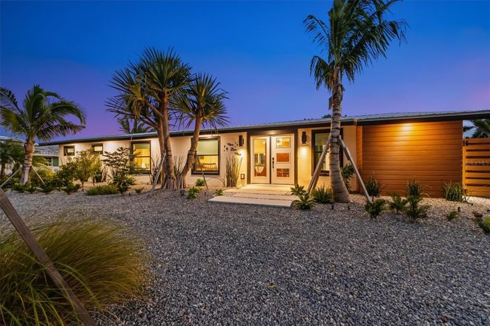 Image No.52-3 Bed Property for sale