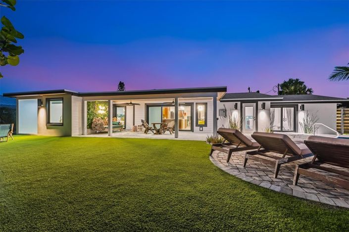 Image No.56-3 Bed Property for sale