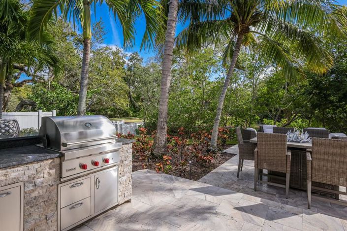 Image No.21-4 Bed Property for sale