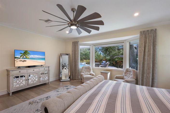 Image No.29-4 Bed Property for sale