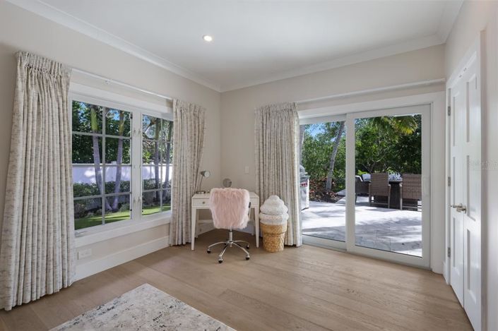 Image No.45-4 Bed Property for sale