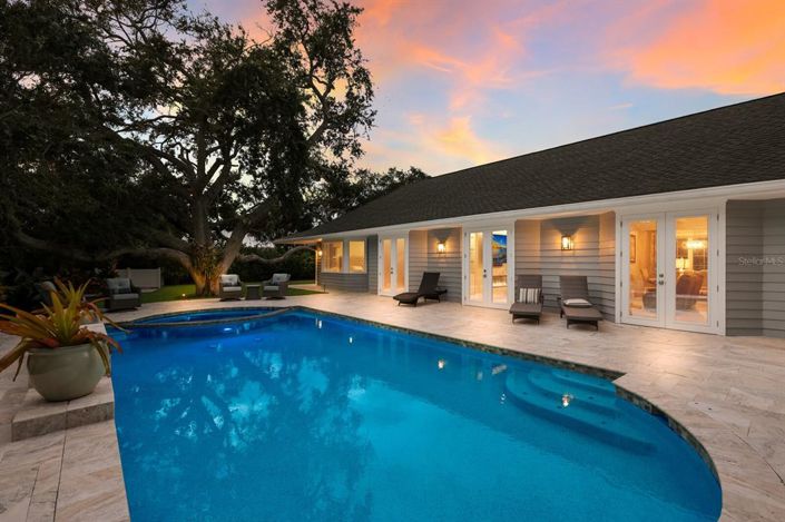 Image No.53-4 Bed Property for sale