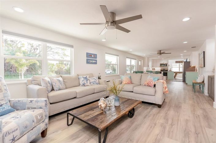 Image No.10-4 Bed Property for sale