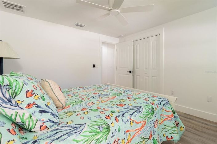 Image No.37-4 Bed Property for sale