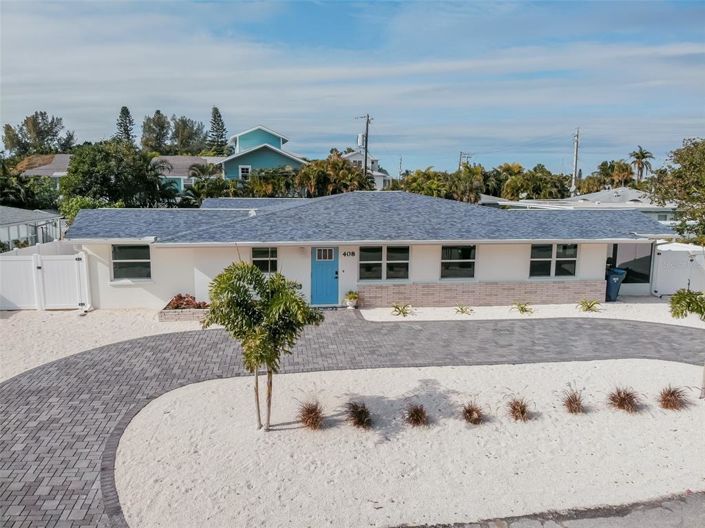 Image No.44-4 Bed Property for sale