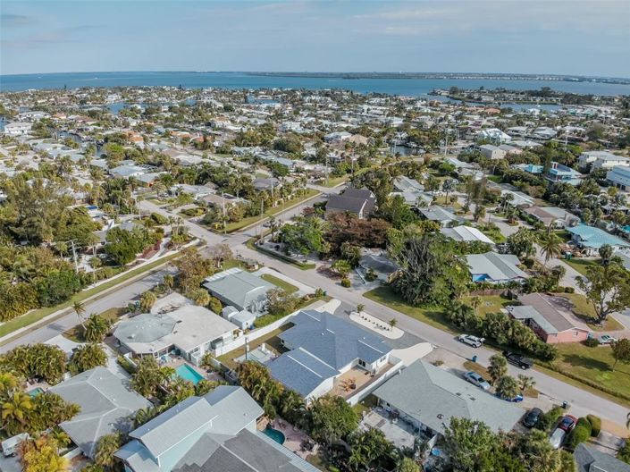 Image No.47-4 Bed Property for sale