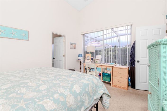 Image No.10-4 Bed Property for sale