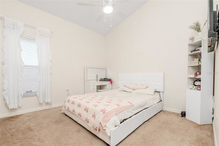 Image No.17-4 Bed Property for sale