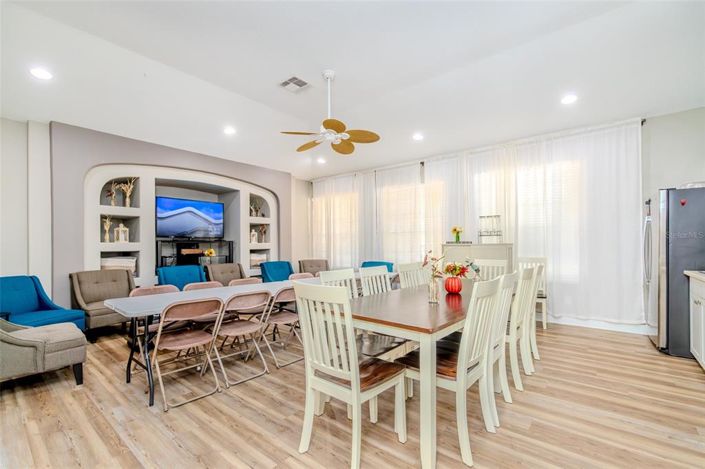 Image No.27-4 Bed Property for sale