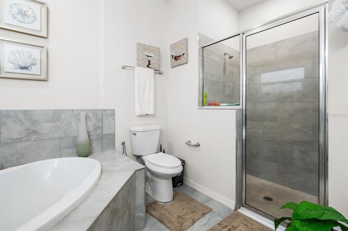 Image No.21-4 Bed Property for sale