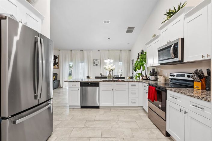 Image No.9-4 Bed Property for sale