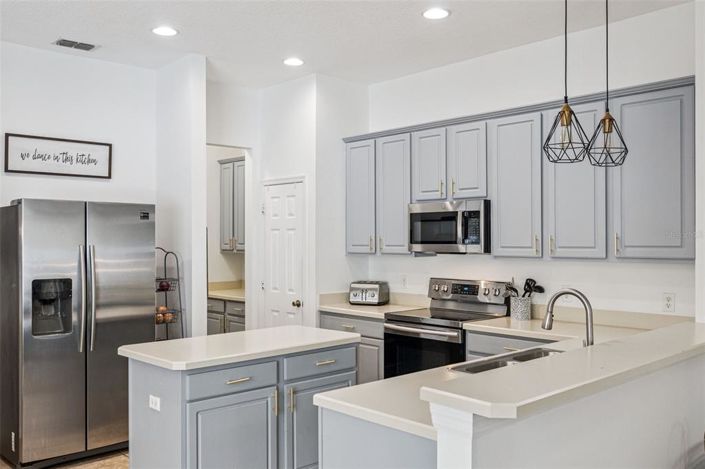 Image No.14-4 Bed Property for sale