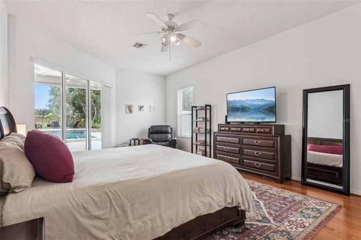 Image No.18-4 Bed Property for sale