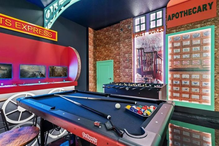 Image No.21-5 Bed Townhouse for sale