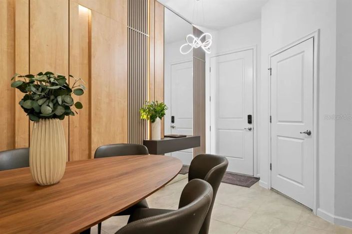 Image No.3-5 Bed Townhouse for sale