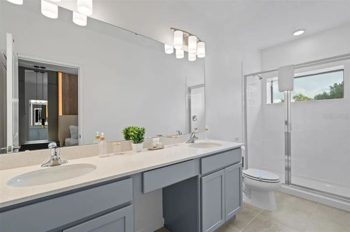 Image No.30-5 Bed Townhouse for sale