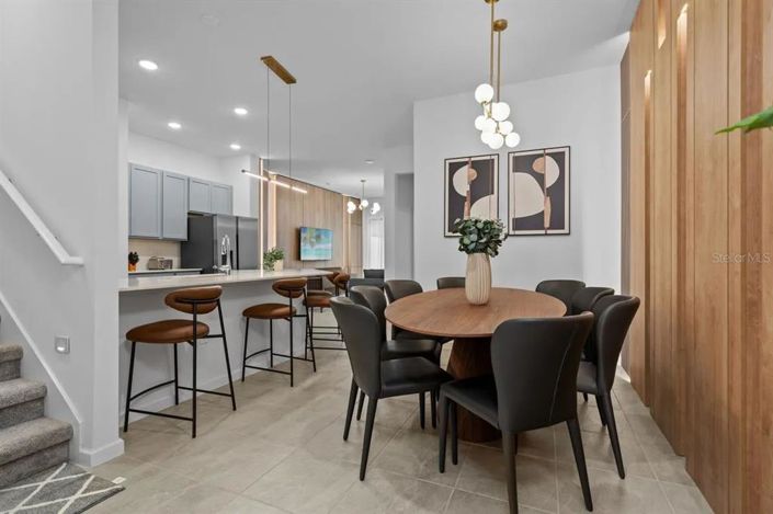 Image No.7-5 Bed Townhouse for sale