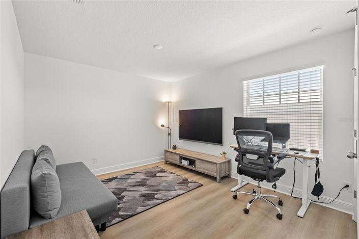 Image No.30-4 Bed Property for sale