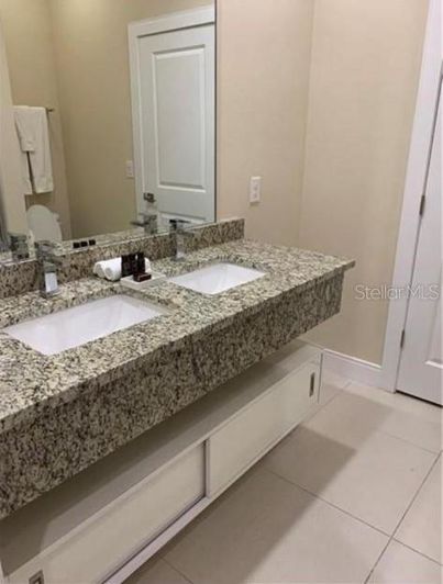 Image No.24-4 Bed Property for sale