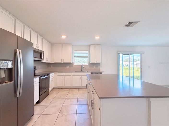 Image No.10-4 Bed Property for sale