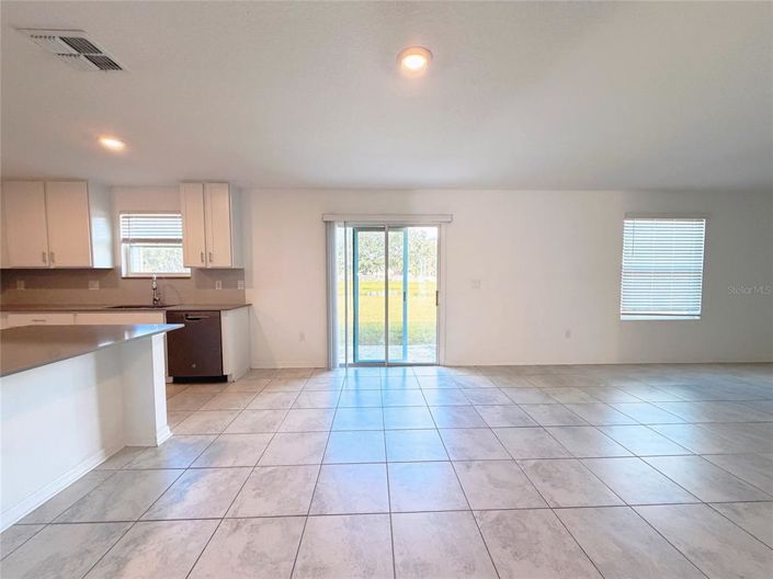 Image No.14-4 Bed Property for sale