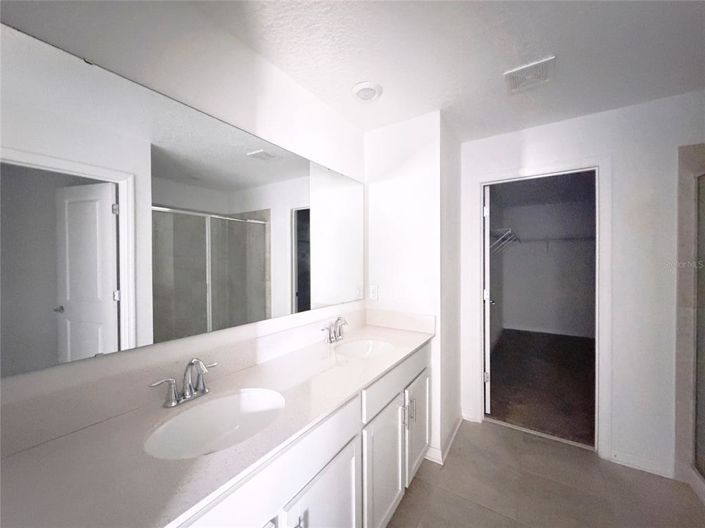 Image No.23-4 Bed Property for sale