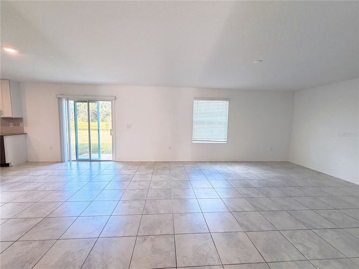 Image No.7-4 Bed Property for sale