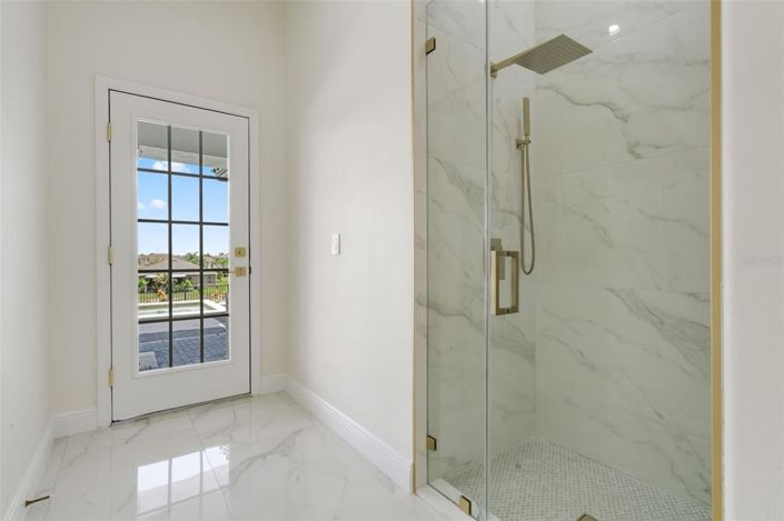 Image No.34-5 Bed Property for sale