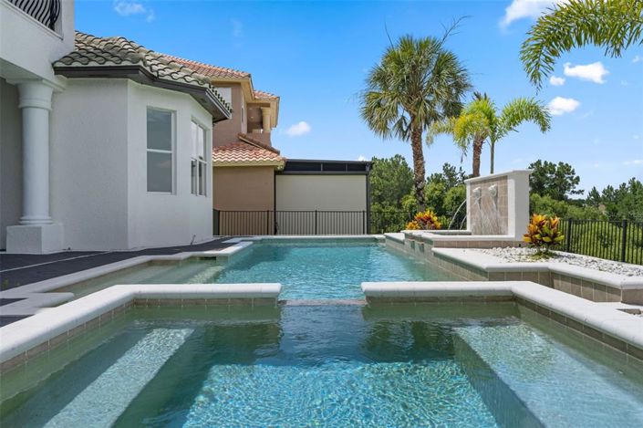 Image No.49-5 Bed Property for sale