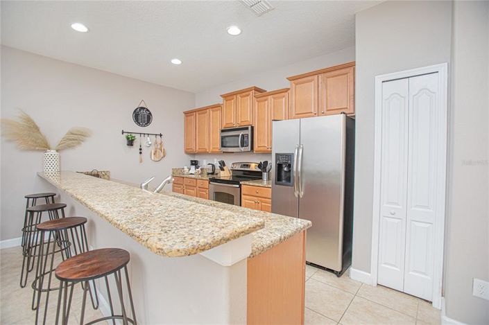 Image No.14-4 Bed Townhouse for sale