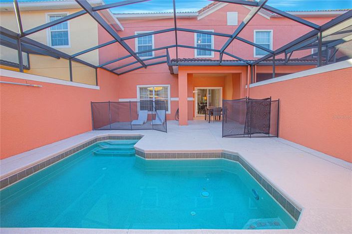 Image No.32-4 Bed Townhouse for sale