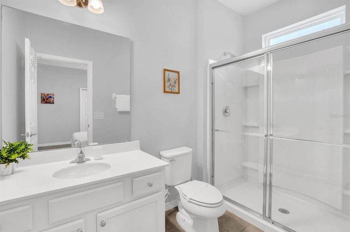 Image No.35-15 Bed Property for sale