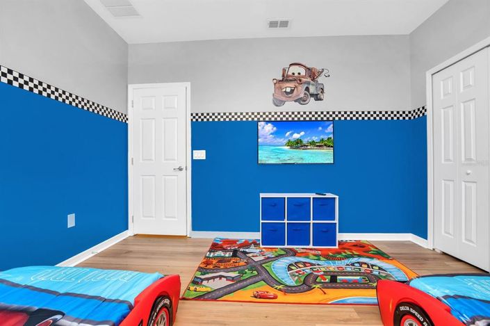 Image No.42-15 Bed Property for sale