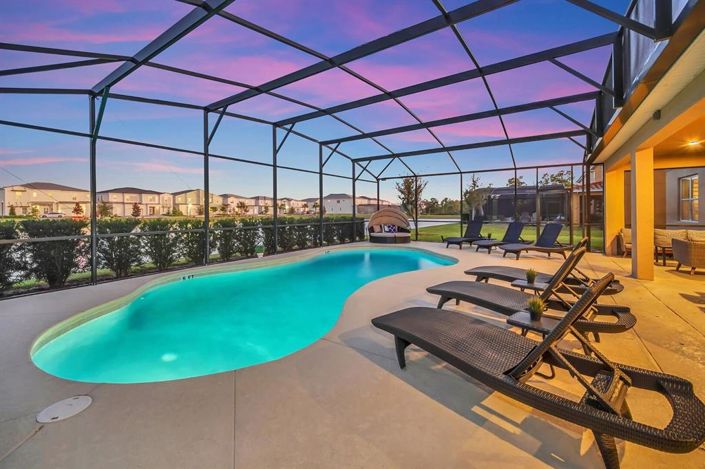 Image No.55-15 Bed Property for sale