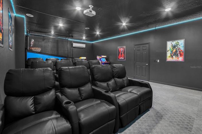 Image No.9-15 Bed Property for sale