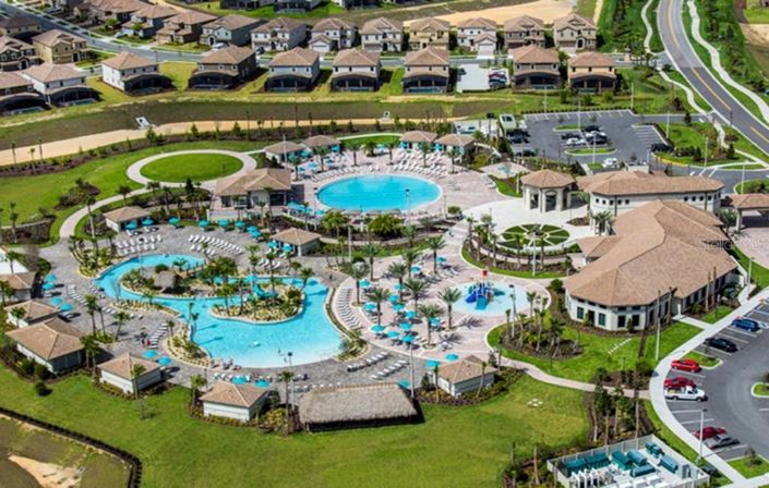 Image No.40-8 Bed Property for sale