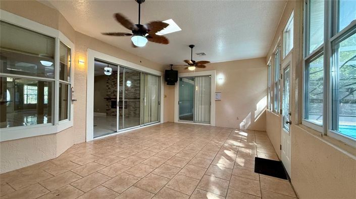 Image No.19-4 Bed Property for sale