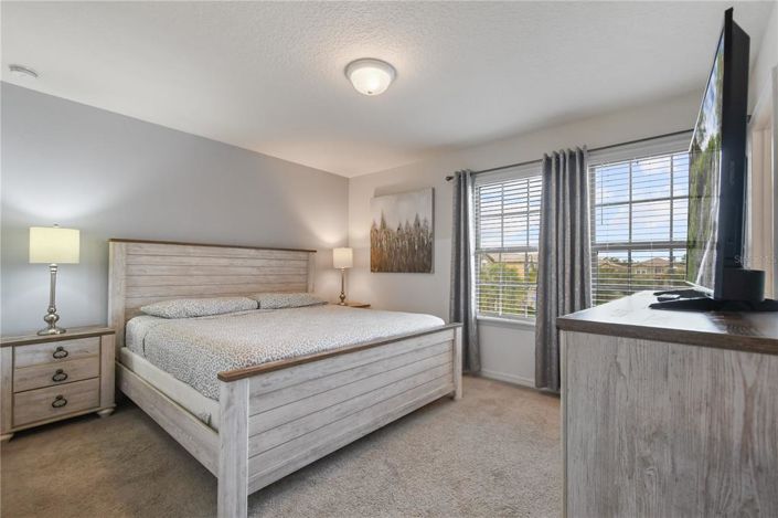 Image No.16-8 Bed Property for sale