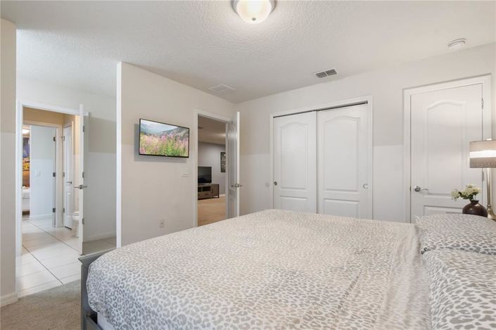 Image No.35-8 Bed Property for sale