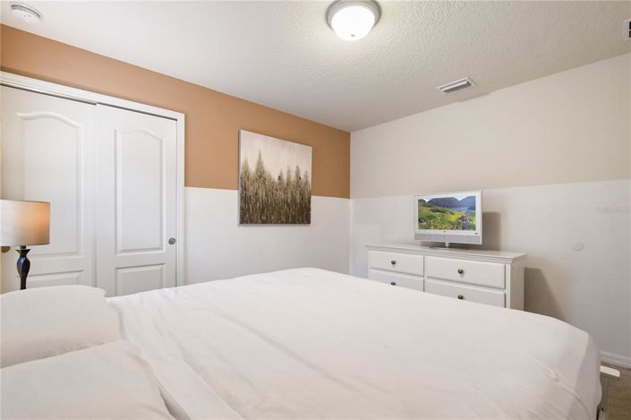 Image No.38-8 Bed Property for sale