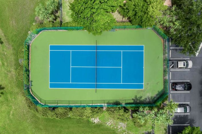 Image No.10-2 Bed Property for sale