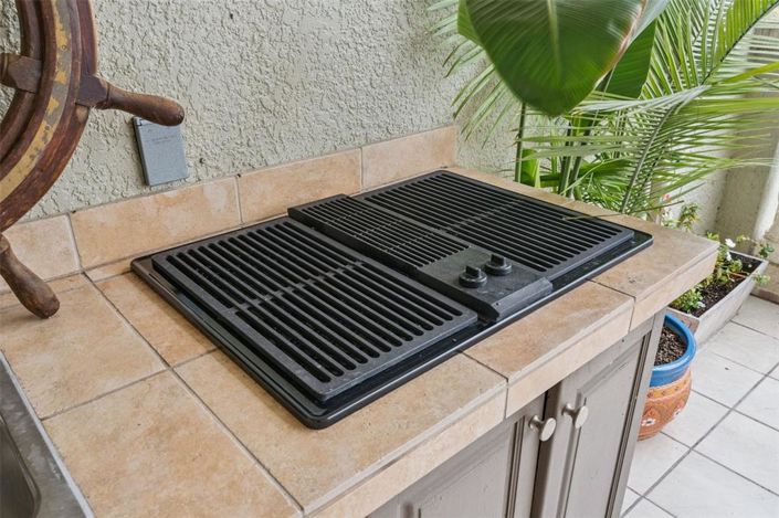 Image No.52-2 Bed Property for sale