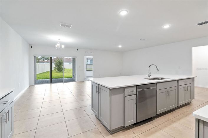 Image No.10-4 Bed Property for sale