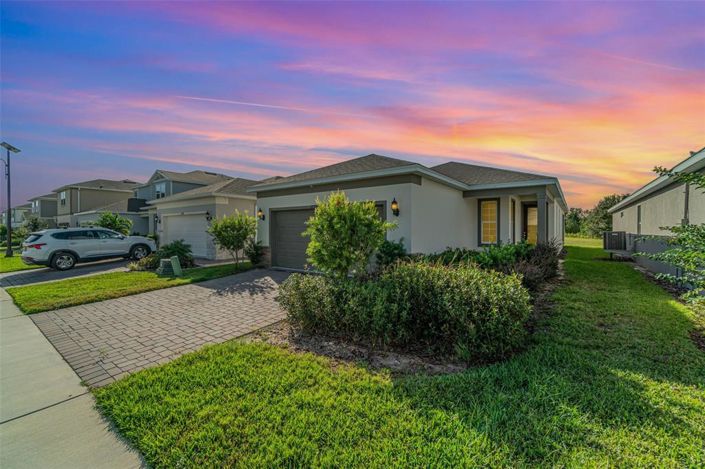 Image No.2-4 Bed Property for sale