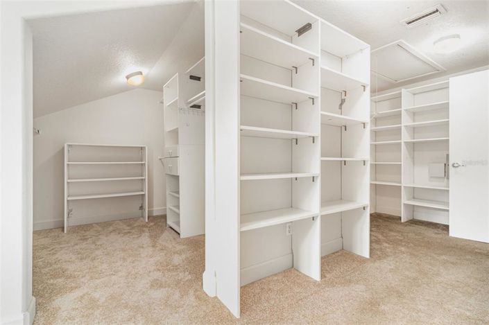 Image No.26-5 Bed Property for sale