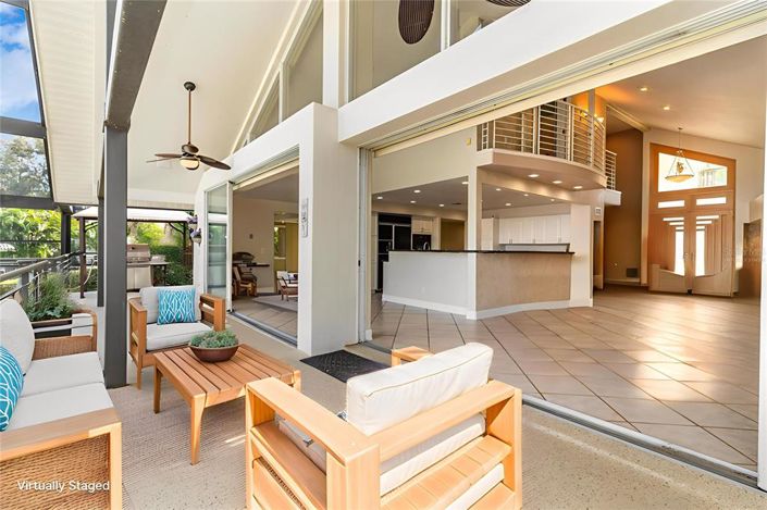 Image No.6-5 Bed Property for sale