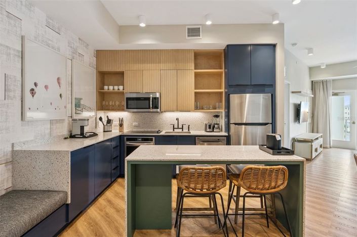 Image No.3-2 Bed Property for sale