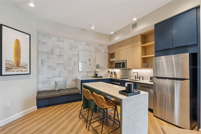 Image No.4-2 Bed Property for sale