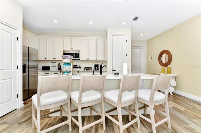 Image No.19-3 Bed Townhouse for sale